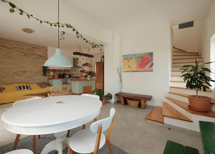 Zacharenia Cozy House With Sea Views Casa vacanze