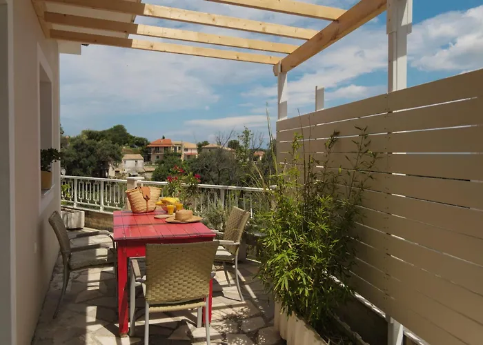 Zacharenia Cozy House With Sea Views Semesterbostad