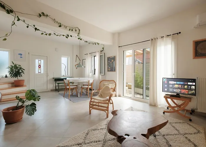 Zacharenia Cozy House With Sea Views *