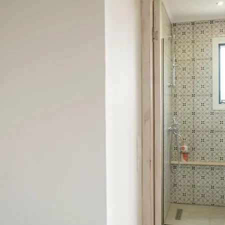 Zacharenia Cozy House With Sea Views בית נופש Avliótes